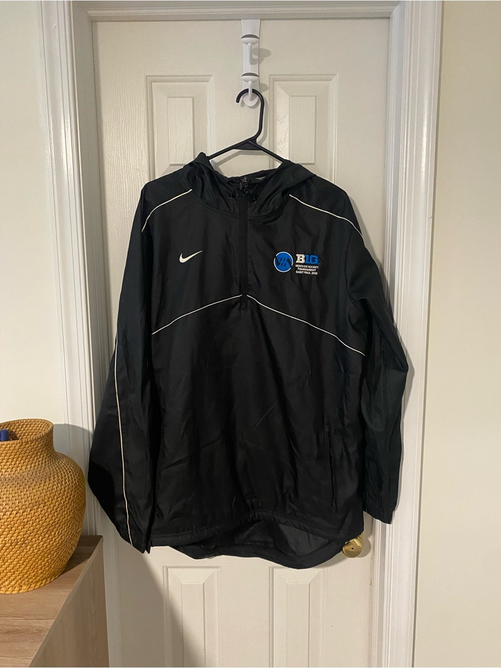 Nike Big Ten Hockey Championship Black Hooded Pullover Jacket